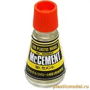 Gunze Sangyo MC-124 Mr. Hobby Mr.Cement for plastic model, 23 ml (Клей для пластиковых моделей, с кисточкой, 23 мл.)