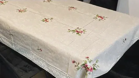 Скатертина #068 з квітковою вишивкою 160*220 см, 180*320 см Krasa Po Ukr