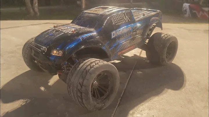 REMO HOBBY DINOSAURS в скейт парке