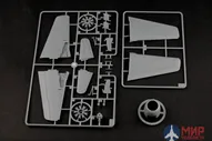 80356 Hobby Boss самолёт F8F-1 Bearcat (1:48)